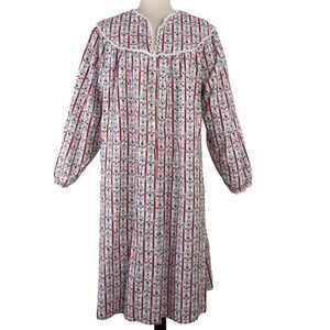 Lanz of Salzburg Women's LG Cotton Flannel Tyrolean Hearts Floral Nightgown